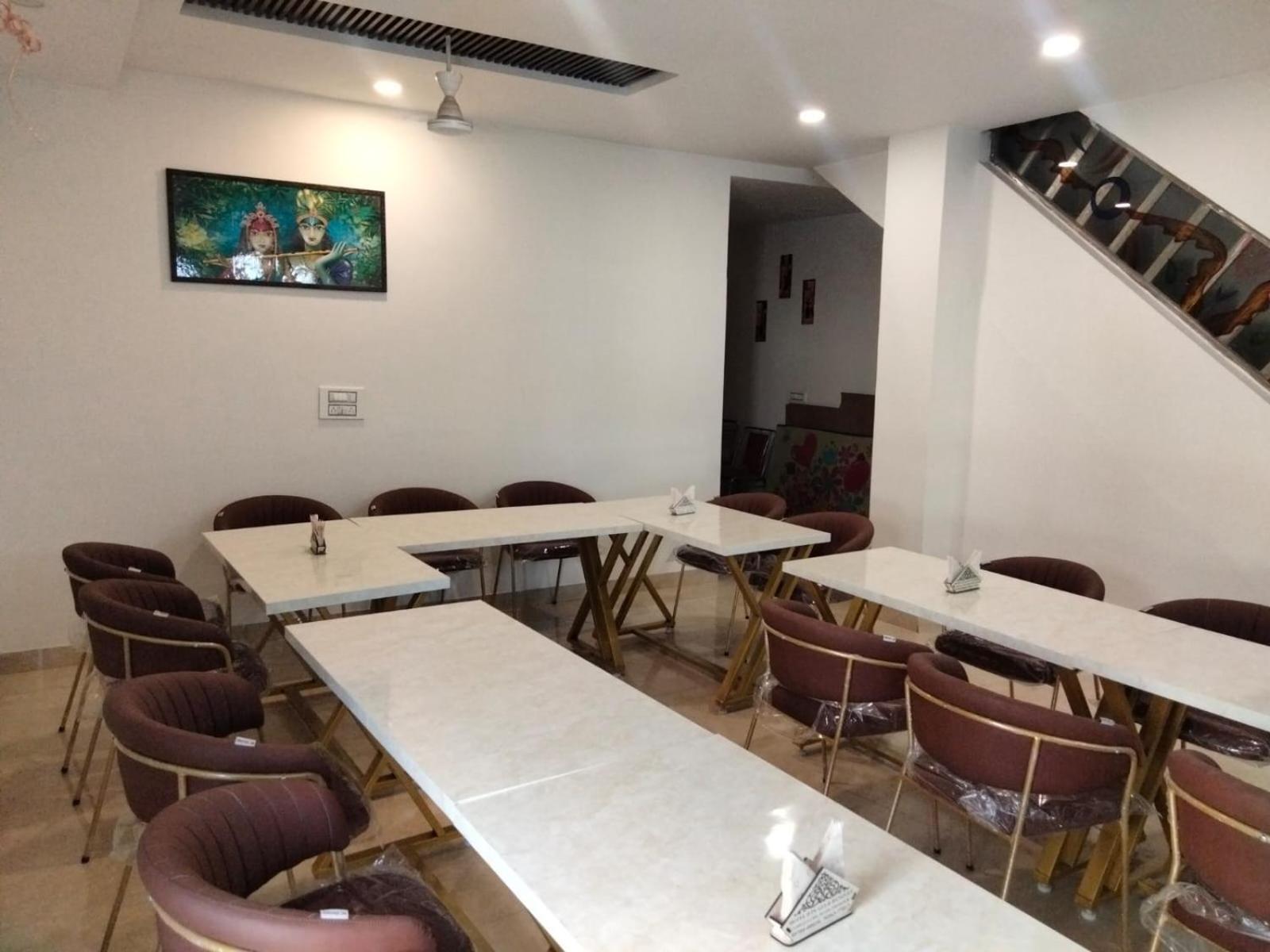 Hotel D Plaza Zirakpur Eksteriør billede