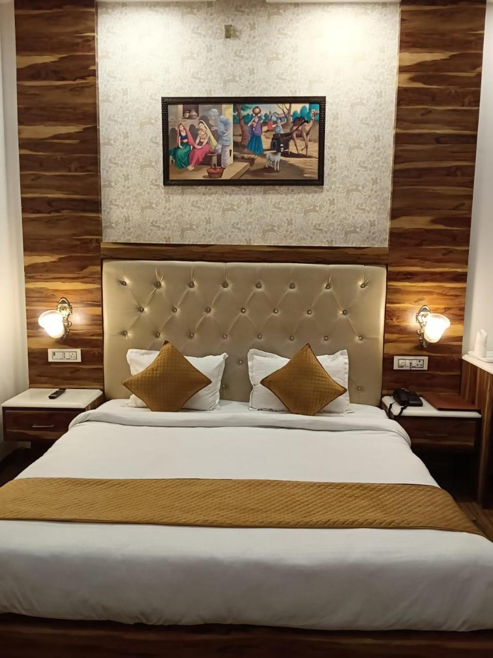 Hotel D Plaza Zirakpur Eksteriør billede