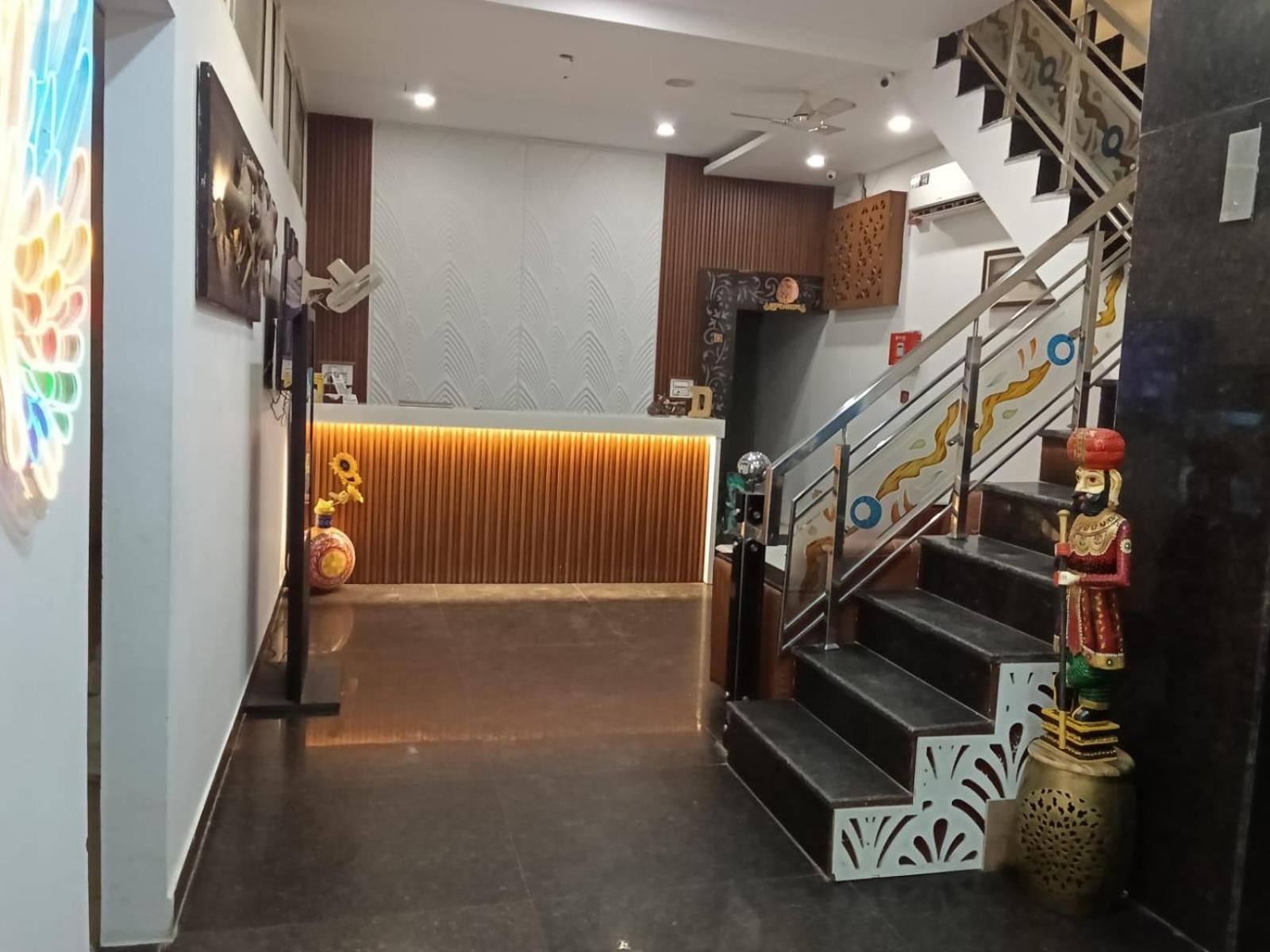 Hotel D Plaza Zirakpur Eksteriør billede